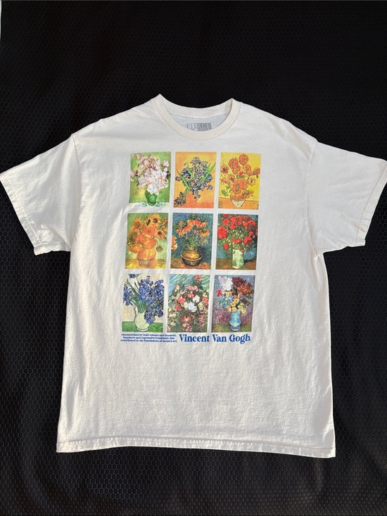 Pierce Archive Other - Vincent Van Gogh Art Shirt - Flower Still Life Collection- Like New